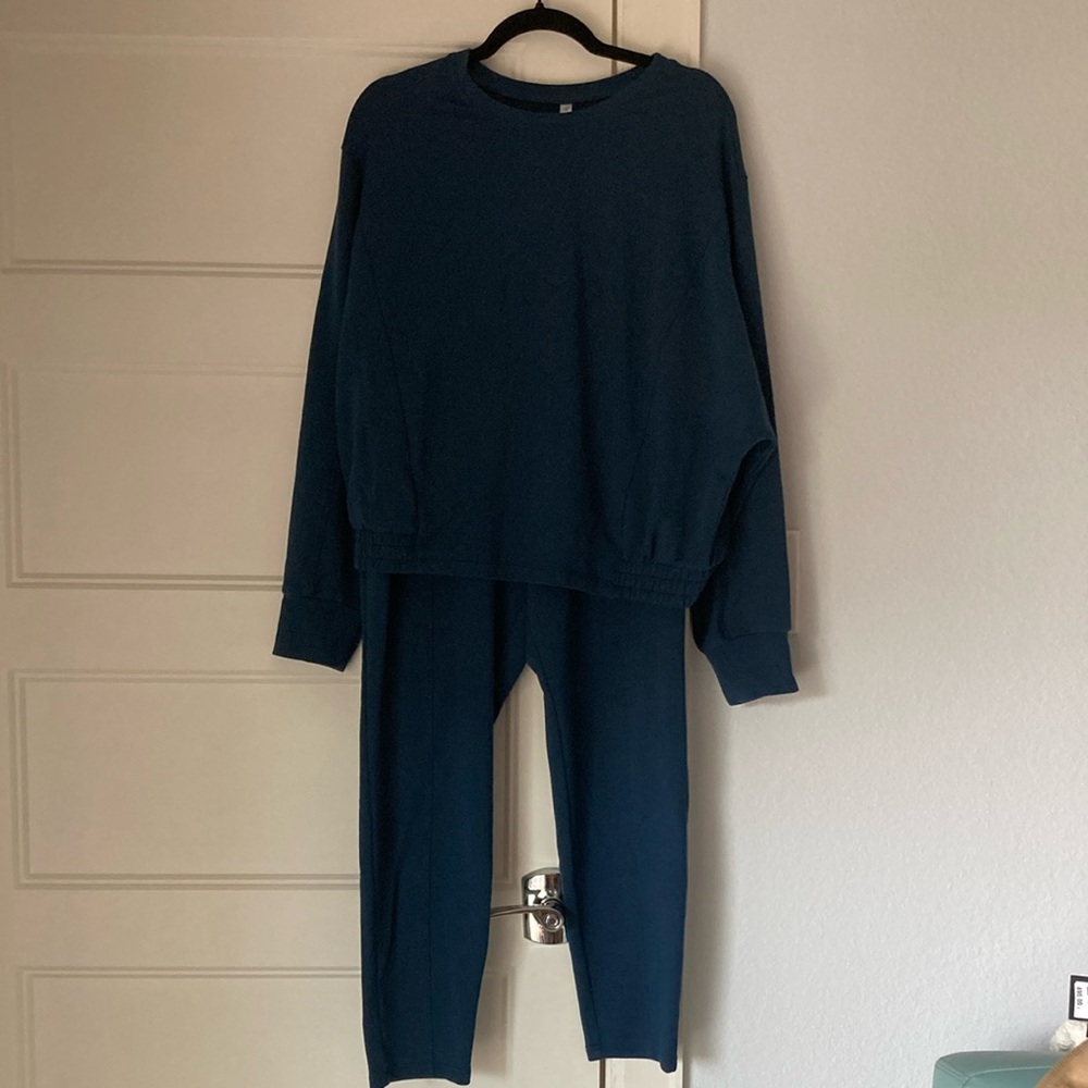 Fabletics Teal Lounge Set